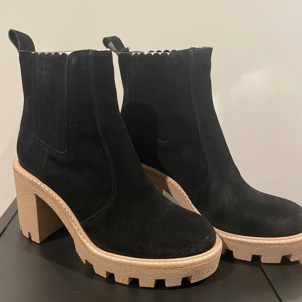 Gianni Bini Black Suede Ankle Boots. Size 8.5. Brand new - Picture 2 of 5
